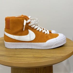Nike Sb Zoom Blazer Circuit Orange
